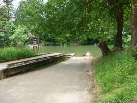 Boat launch with adjoining dock on the Tualatin River &ndash; Tualatin Riverkeepers rent out canoes and kayaks in the summer