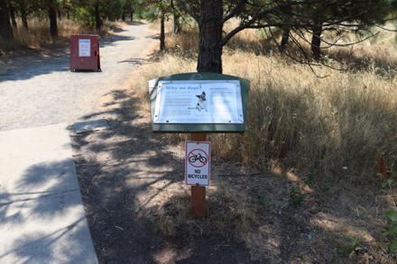 Interpretive display at trailhead &ndash; no dogs or bikes allowed on the trail