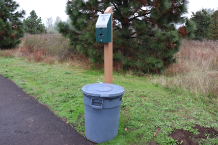 Hard surface Tonquin Trail &ndash; only trail for dogs on leash &ndash; garbage can and doggie bags