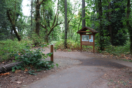 Map of park trails located at the Riverside and Heron Creek Trail Loop trailheads &ndash; post with trail map and location
