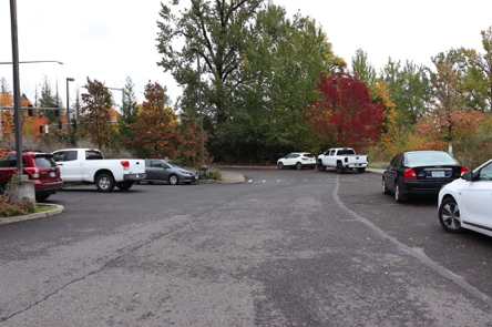 Sunnyside Road access parking &ndash; 5 regular spaces, curbside parking &ndash; parking at Miramont Pointe is not allowed