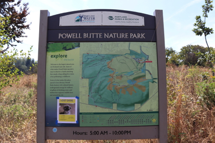 Overall map of the park and trails at trailheads - near Visitor Center