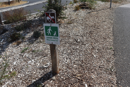 Horses allowed on some trails &ndash; not at Visitors Center &ndash; leash pets &ndash; obey scoop law