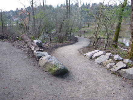 Trail switchback leaving the overlook leads to Willamette River &ndash; may be steep with areas of loose gravel
