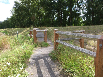 End of Gibbons Creek Trail at the gravel Columbia River Dike Trail &ndash; dike trail is along the Columbia River
