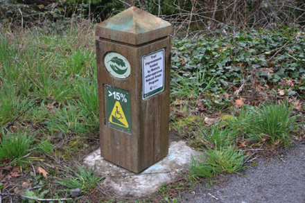 Alternative route without steps begins with a > 15% grade